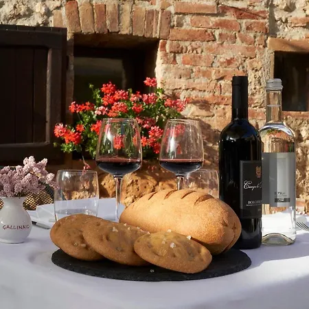 Bed and Breakfast Borgo Gallinaio 3*