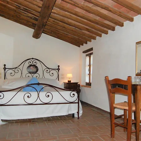 Borgo Gallinaio Bed and Breakfast 3*